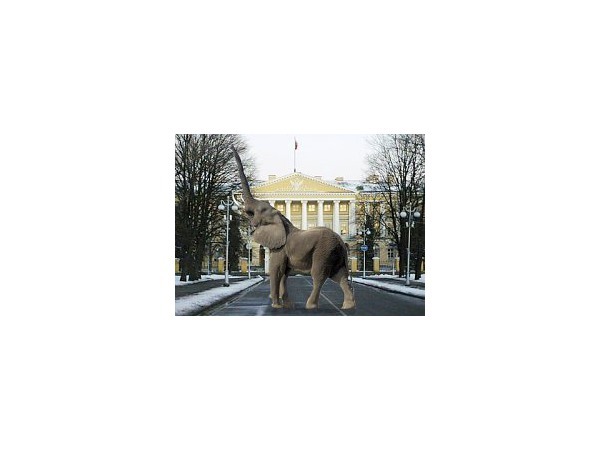Смольный раздал землю. Не крестьянам
