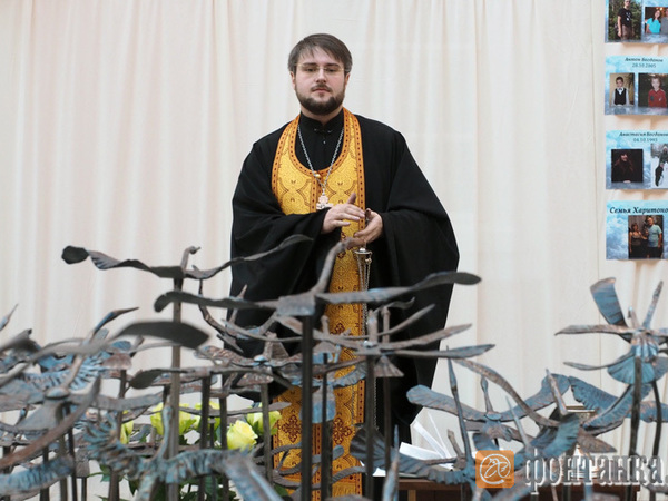 О жертвах теракта на Синае напомнят журавли