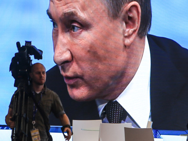 Год выборов: Что должно случиться, чтобы рейтинг Путина пошел вниз