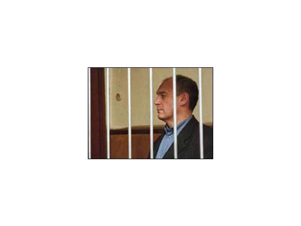 ВЕРХОВНЫЙ СУД РФ ОТПРАВИЛ ДЕЛО ШУТОВА ОБРАТНО В ГОРОДСКОЙ СУД ПЕТЕРБУРГА