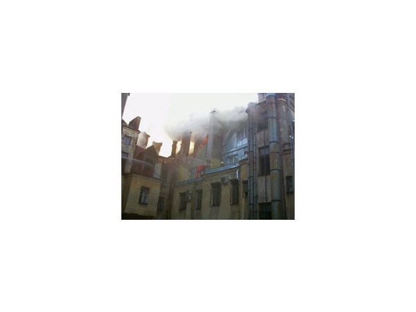 Пожар в здании театра локализован