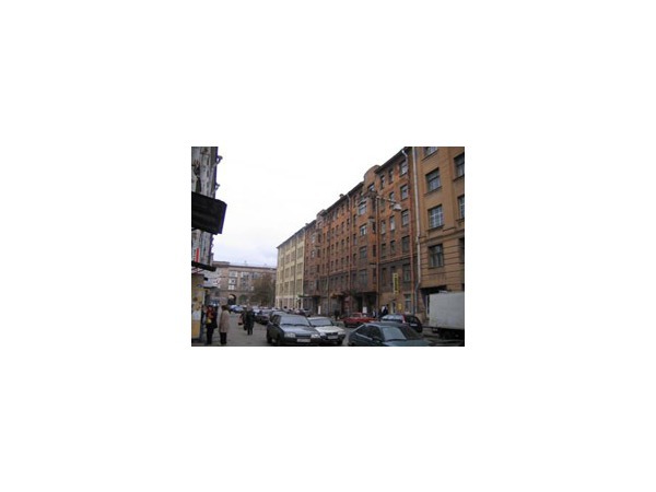 Сытнинская: еще в суде, уже на торгах