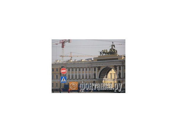 Дворцовая площадь: высота взята