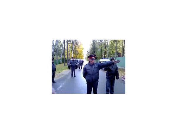 Перешли губернатору дорогу