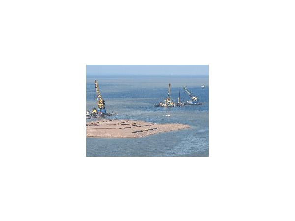 Город дал старт второму намыву
