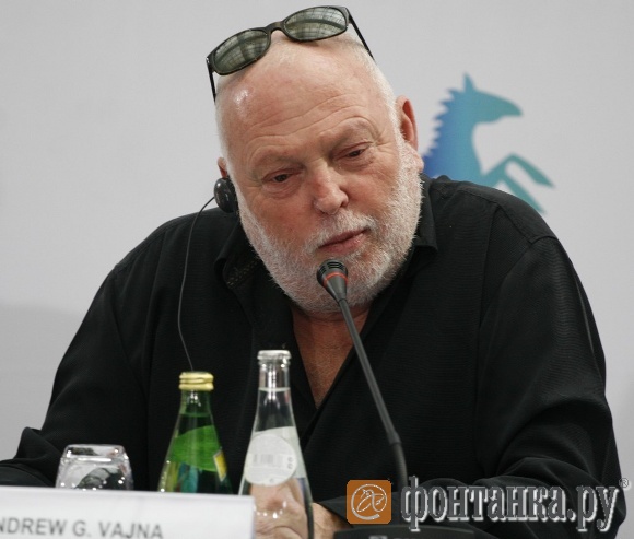 Эндрю Вайна