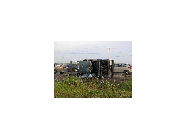 Фото и видеоматериалы смерча в Колпино