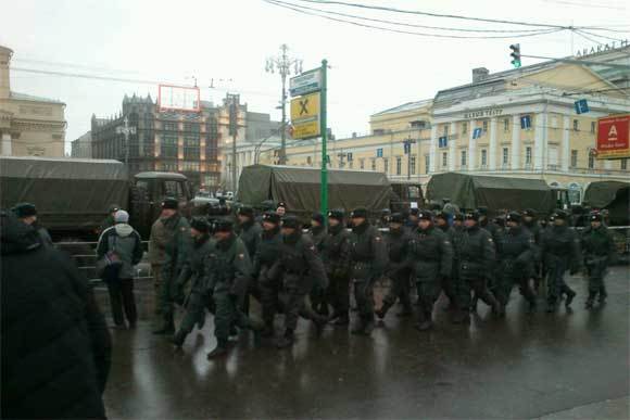 Московская полиция готовится к обеспечению порядка. Фото: yfrog.com/z/hwlm2fbj