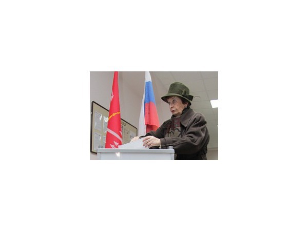Предварительные итоги хода голосования в Петербурге на 14:30