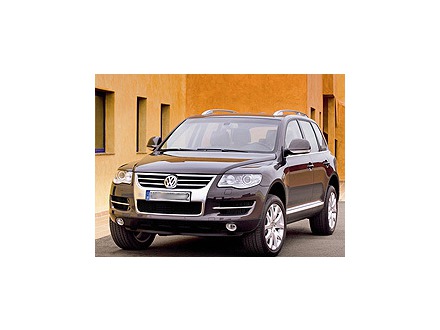 VW Touareg две тыщи девятнадцать ворачивается в новеньком видео