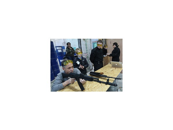 Отцы и дети вместе стояли на огневом рубеже