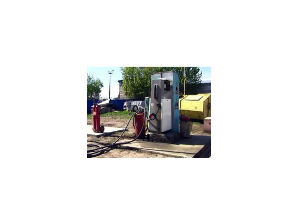 В Петербурге у «ЛУКойла» и «Газпромнефти» ежедневно похищали тысячи литров нефтепродуктов