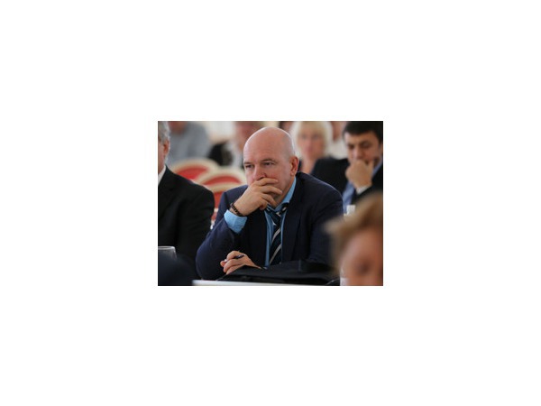 Спасительная рокировка для Серова