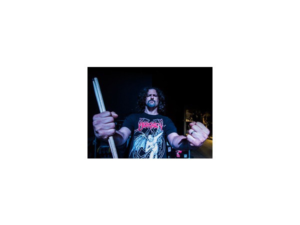 Наркополиция Нижнего Новгорода и полиция Петербурга задержали фанатов Cannibal Corpse
