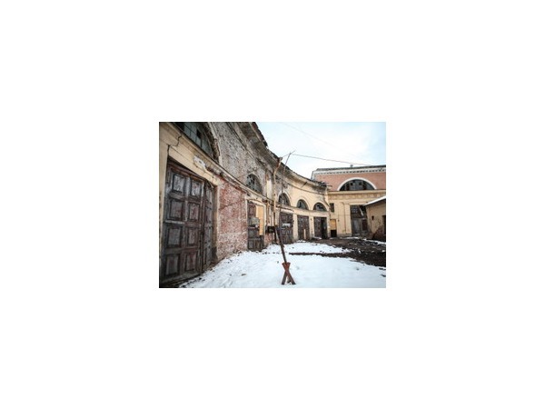 Гергиеву - дача, народу - церковь, кризису - борьба