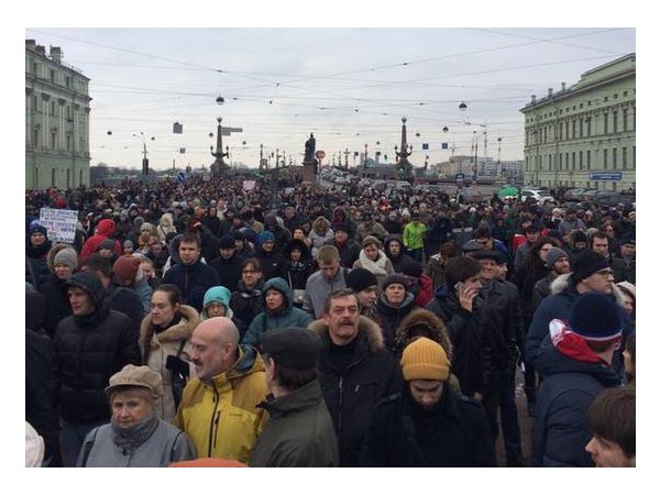 Марш памяти Бориса Немцова в Петербурге