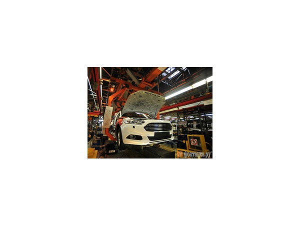 Авторынок нащупывает дно с оптимизмом