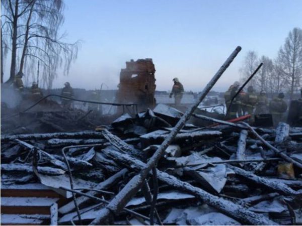 На месте пожара в Ярославской области найден шестой погибший