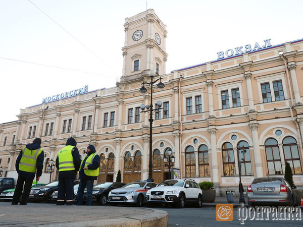 У Михальченко отобрали парковку Московского вокзала