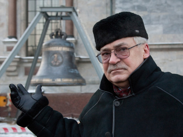 Николай Буров: С цветами или без мы патриарха с юбилеем поздравим