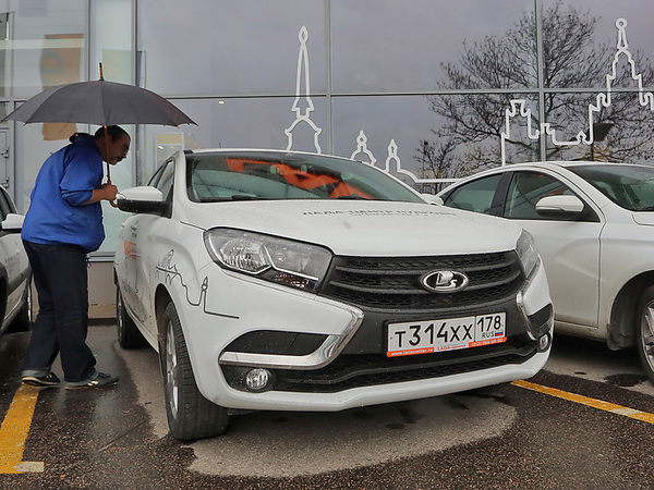 Авторынок буксует на дне