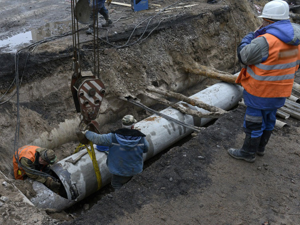 Зачем «Водоканал» попросили купить трубу из Швейцарии