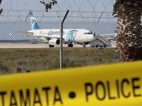 Экипаж: Насколько возможно в России угнать самолет по сценарию рейса Egypt Air?