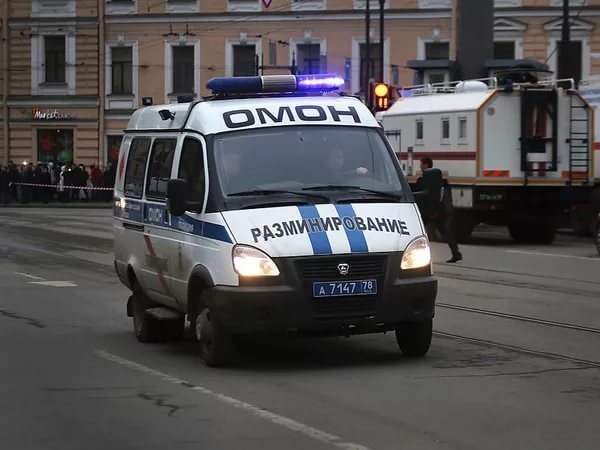 Телефонные террористы принялись за власть