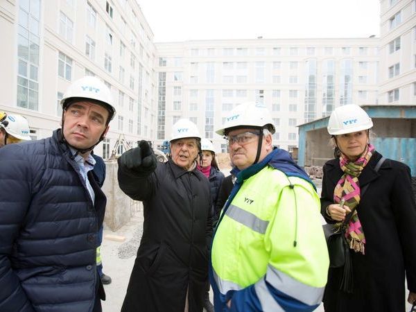 Рикардо Бофилл высоко оценил комплекс ЮИТ у Смольного