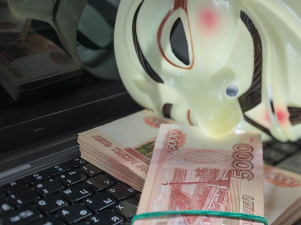 Хакеры берут выше