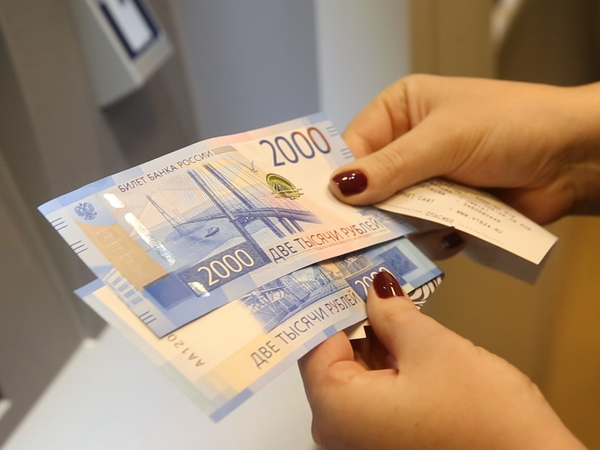 Банкоматы ВТБ научили распознавать новые купюры