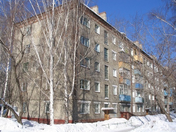 Снос хрущевок: Нужно ли Петербургу брать пример с Москвы?