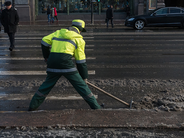 В Петербурге из-за снегопада выросло число заявок о ДТП
