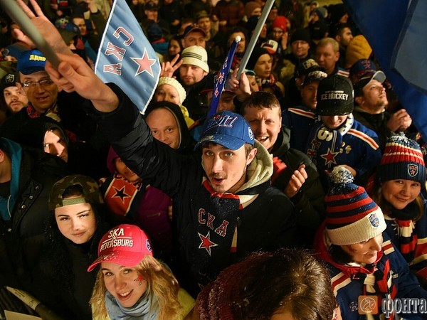 «Пусть Петербург гуляет минимум три дня!»