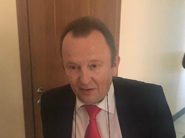 Деньги на партию взяткой не считаются
