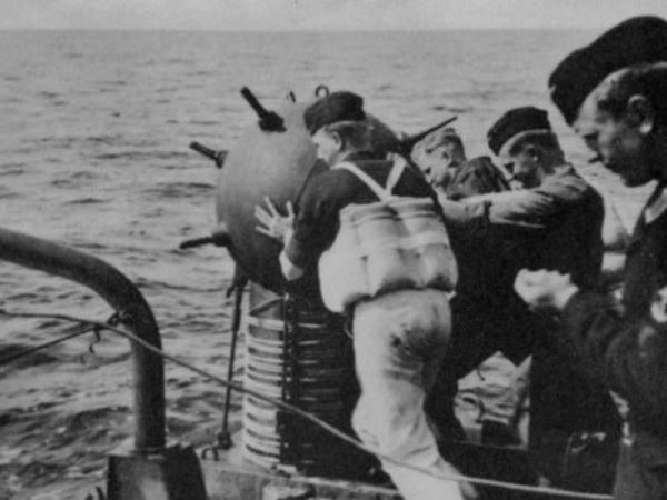 Как Ленинград в 1946 году вновь стал морским городом