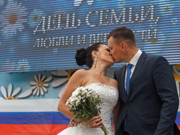Почем любовь и верность