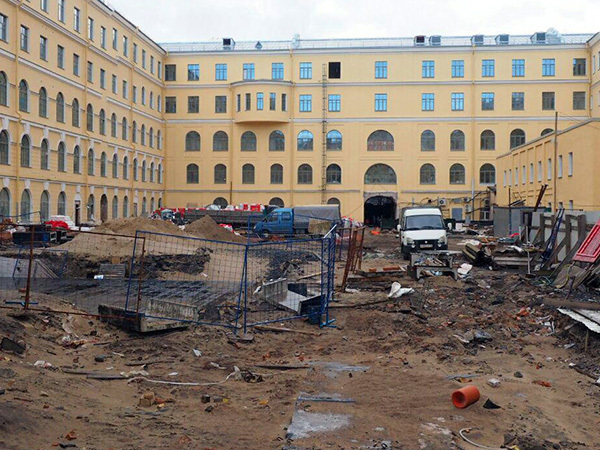 На Интендантские склады попросят больше денег и времени