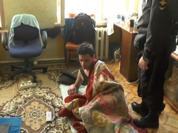 Полицейские искали тысячу иностранцев в пяти номерах хостела на Захарьевской