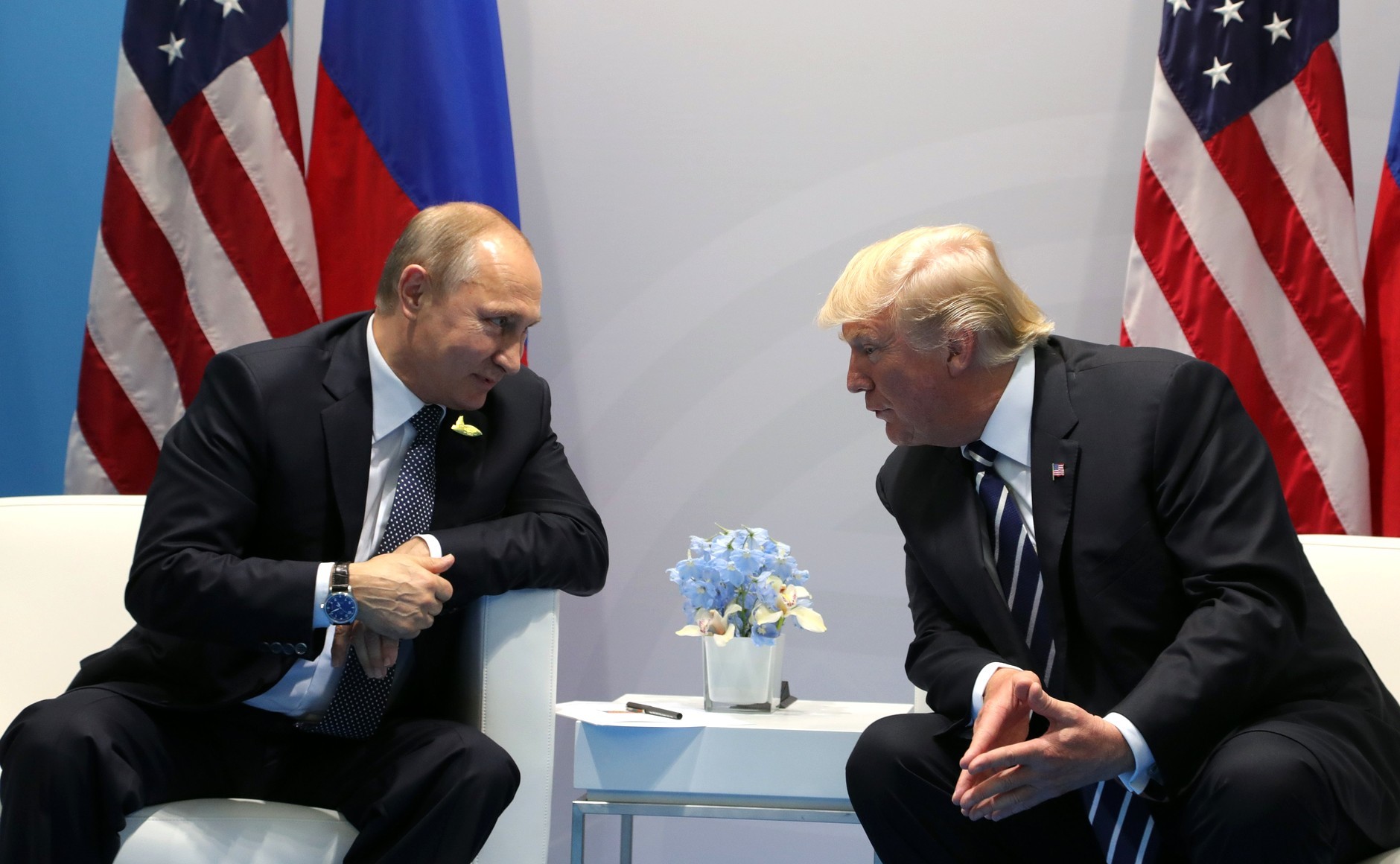 СМИ узнали, что предложит Госдеп Владимиру Путину в обмен на Асада рекомендации СМИ узнали, что предложит Госдеп Владимиру Путину в обмен на Асада рекомендуем