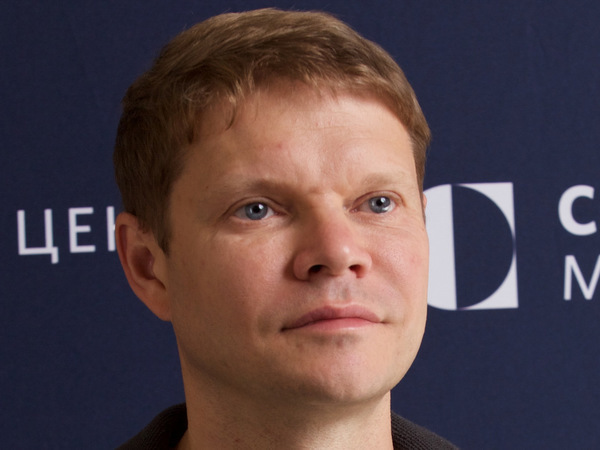 Александр Баунов: ФСБ не стоит идти в американское посольство
