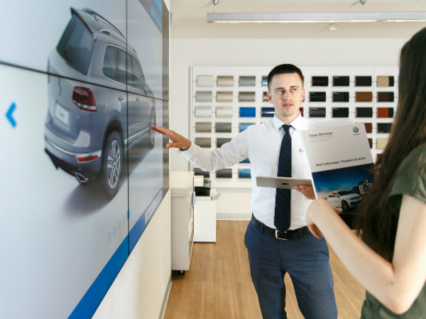 Первый цифровой шоу-рум Volkswagen в Петербурге