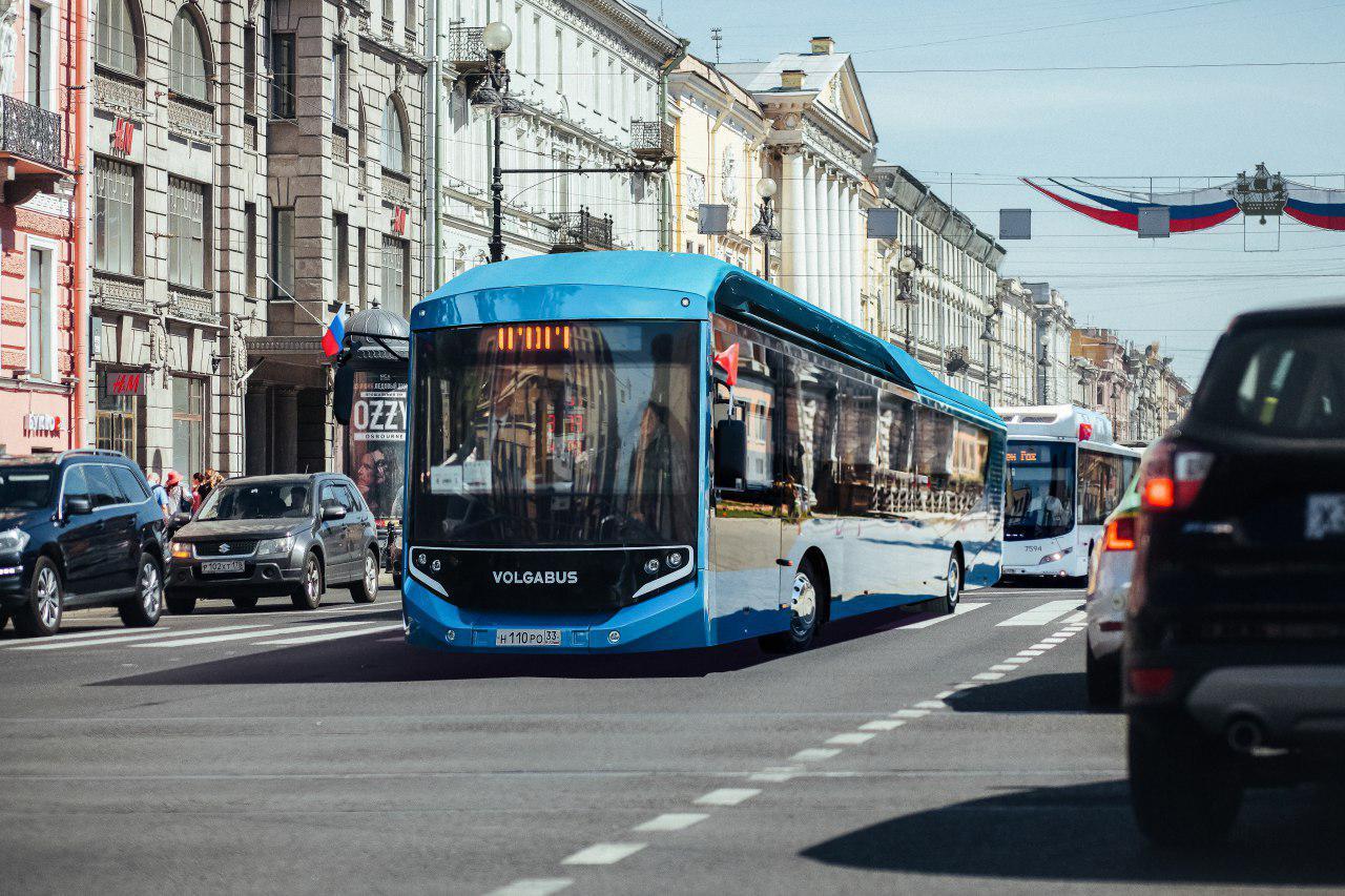 Шаг в будущее: в Петербурге на маршруты вышли электробусы Photo_2018-10-23_17-04-22