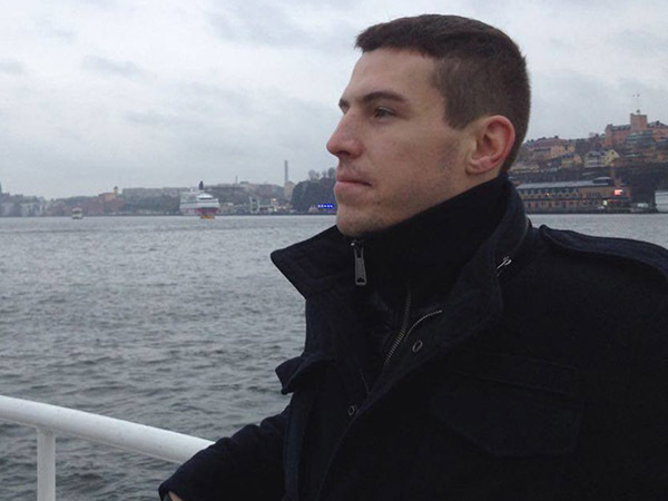 «Ему не в кого быть шпионом». Что известно об аресте военного эксперта Неелова