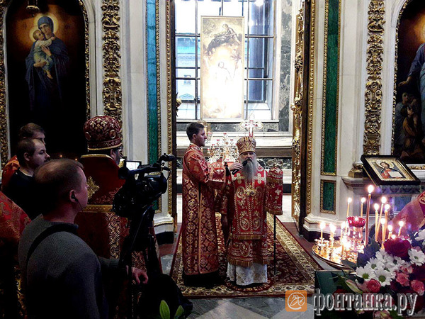«Наш храм — пока это музей». Митрополит Варсонофий освятил придел святой Екатерины