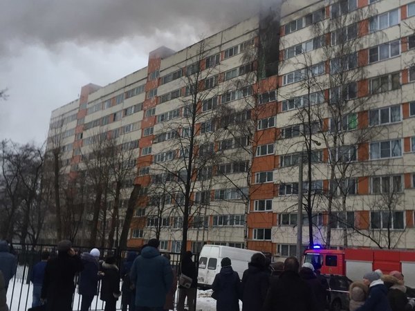 Три человека пострадали при взрыве на Народного Ополчения