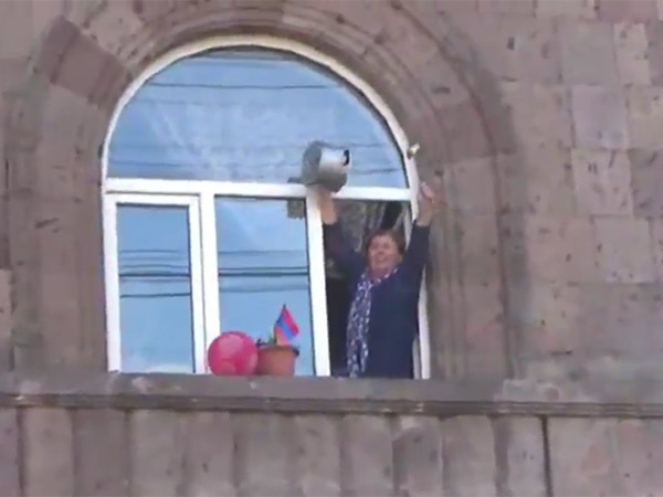В Ереване продолжаются акции протеста