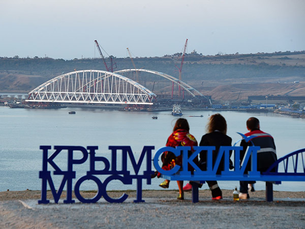 Как Крымский мост передадут Украине: не съем, так понадкусываю