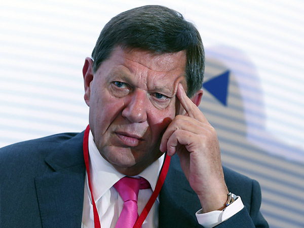 «Из Прибалтики в Петербург не то что жить - учиться не едут»