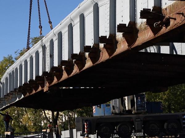 В Кронштадте демонтировали уникальный мост середины 19-го века